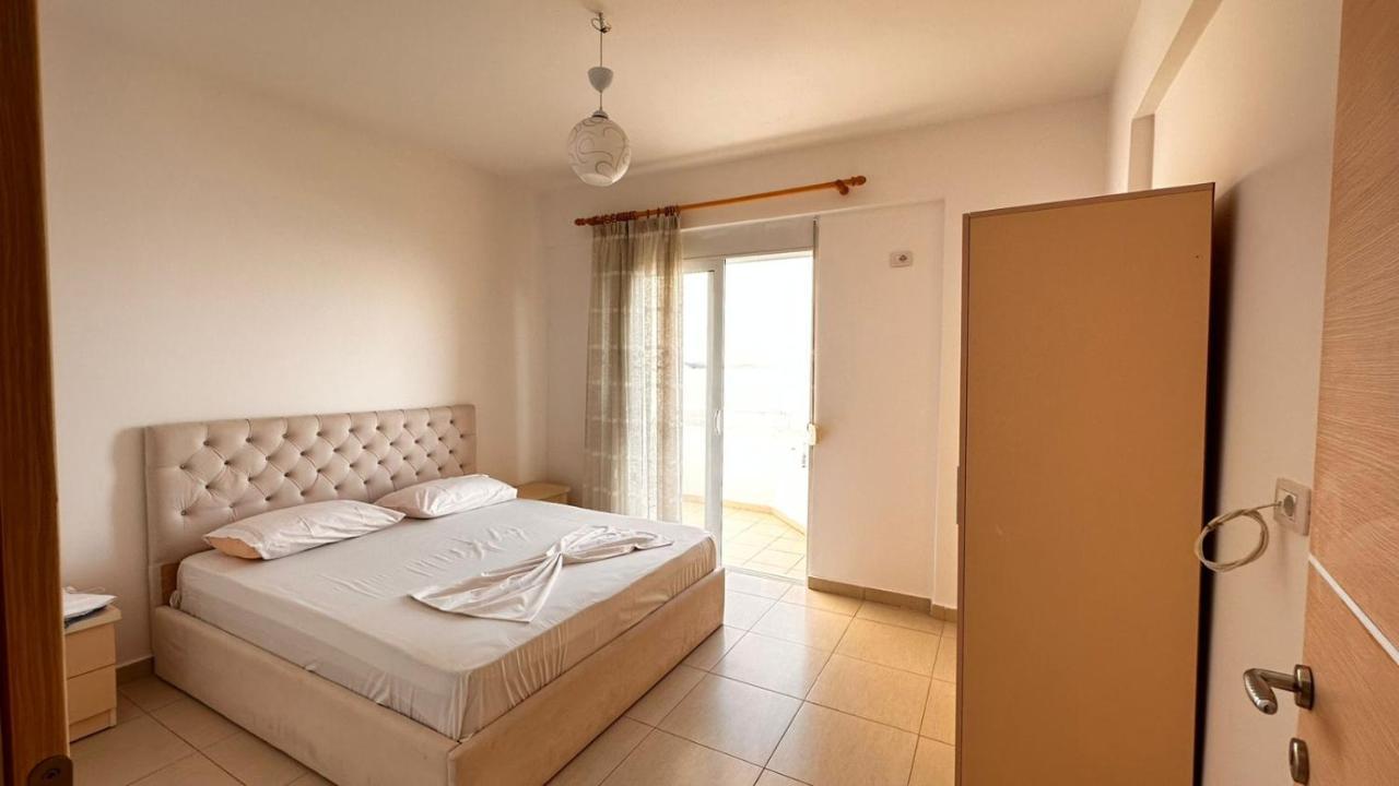 Klager'S Apartament Sarandë Exterior foto
